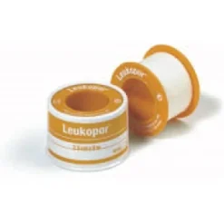 Essity Italia Spa Cerotto Adesivo Ipoallergenico Leukopor 5X5Cm Cerotti Rocchetto Tnt