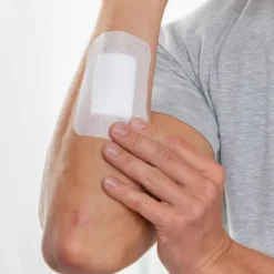 Leukoplast Leukomed Medic Azione Postoperatoria In Tnt 7,2X5 Cm 5 Pezzi Cerotti Post Operatori Class