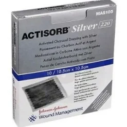 Polifarma Benessere Actisorb Silver Medicazione In Carbone Attivo Con Argento 10,5X10,5 Cm 3 Pezzi